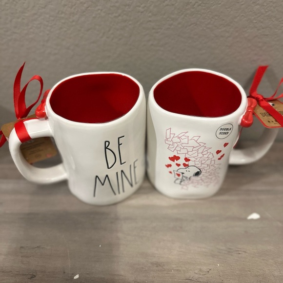 Peanuts/Rae Dunn Snoopy Be Mine Mug - Picture 2 of 3